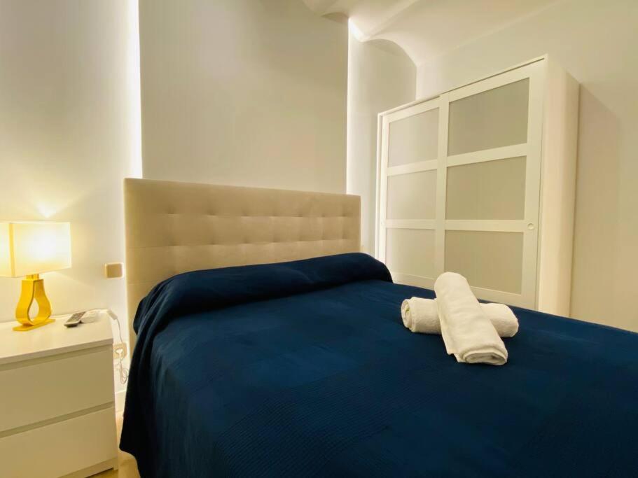 Apartament Plaza Santa Ana Ec Madrid